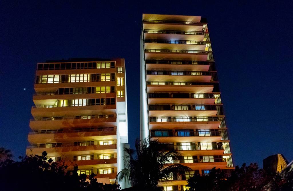 Miami Beach Hotel Photography Twilight views