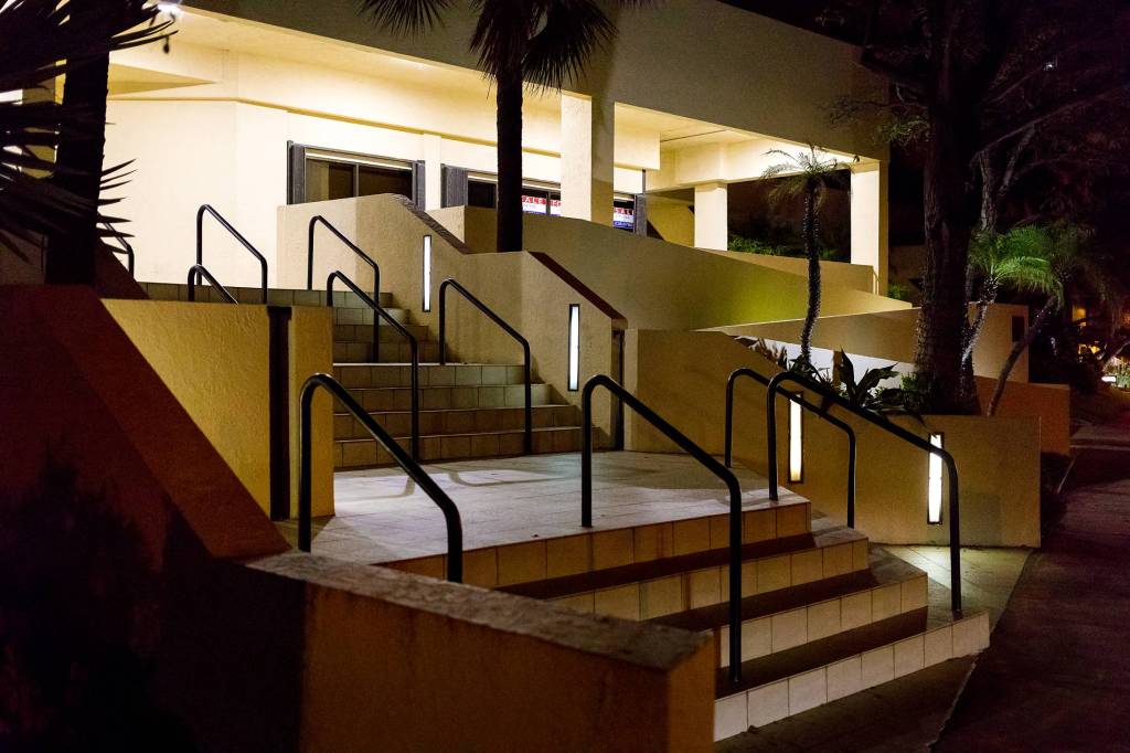 Architecture photographer tom schmidt miami art deco